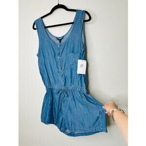 NWT W118 Vivian Scoop Neck, Sleeveless, Half Button drawstring waist Romper L